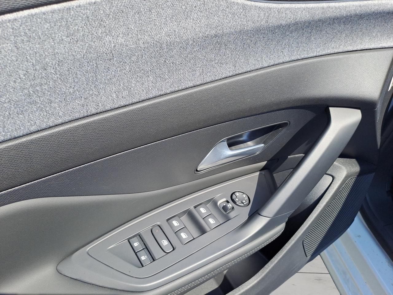 PEUGEOT 308 3ª serie - 308 BlueHDi 130 S&S EAT8 SW Allure