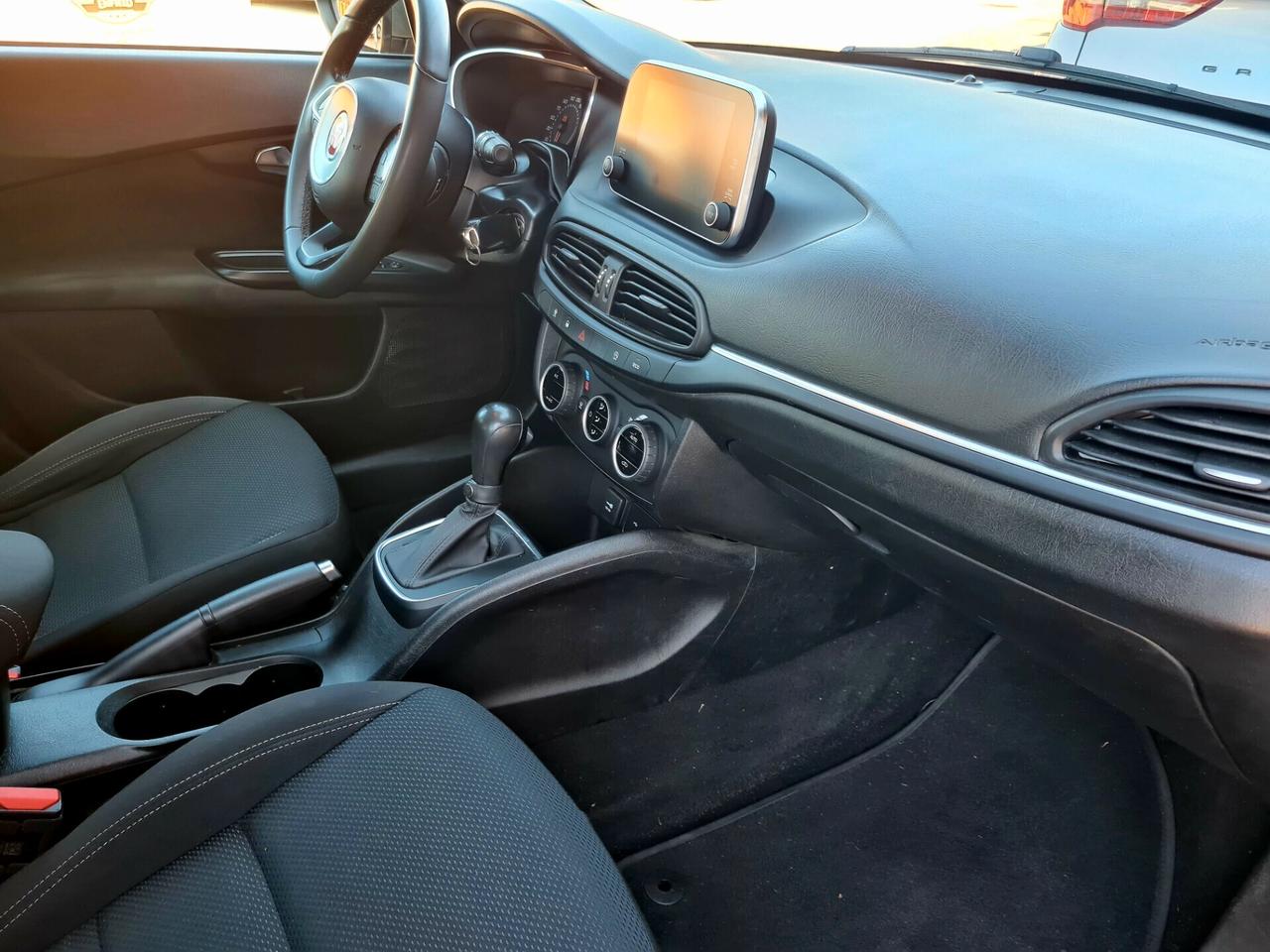 Fiat Tipo SW 1.6 Mjt DCT *CARPLAY*TAGLIANDI*CRUISE*PDC*