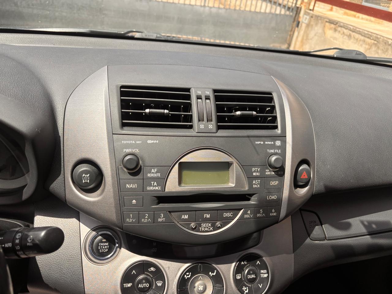Toyota RAV 4 RAV4 2.2 D-4D 177 CV Luxury