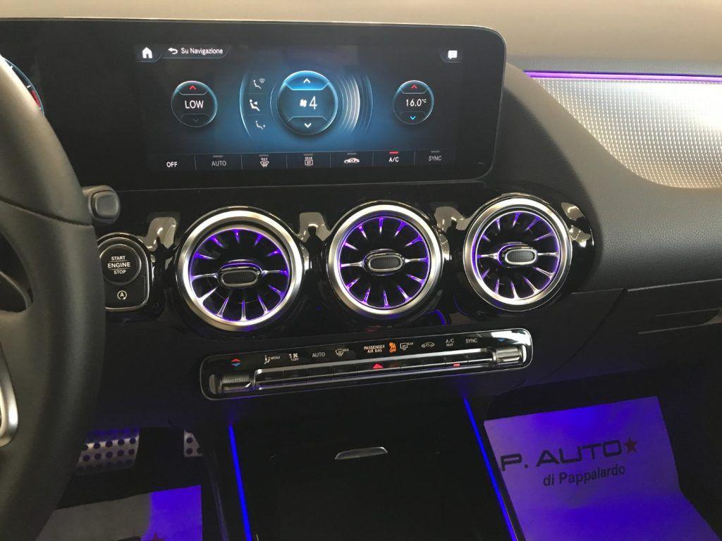 Mercedes-Benz GLA 200 d Automatic Sport Plus + Tetto