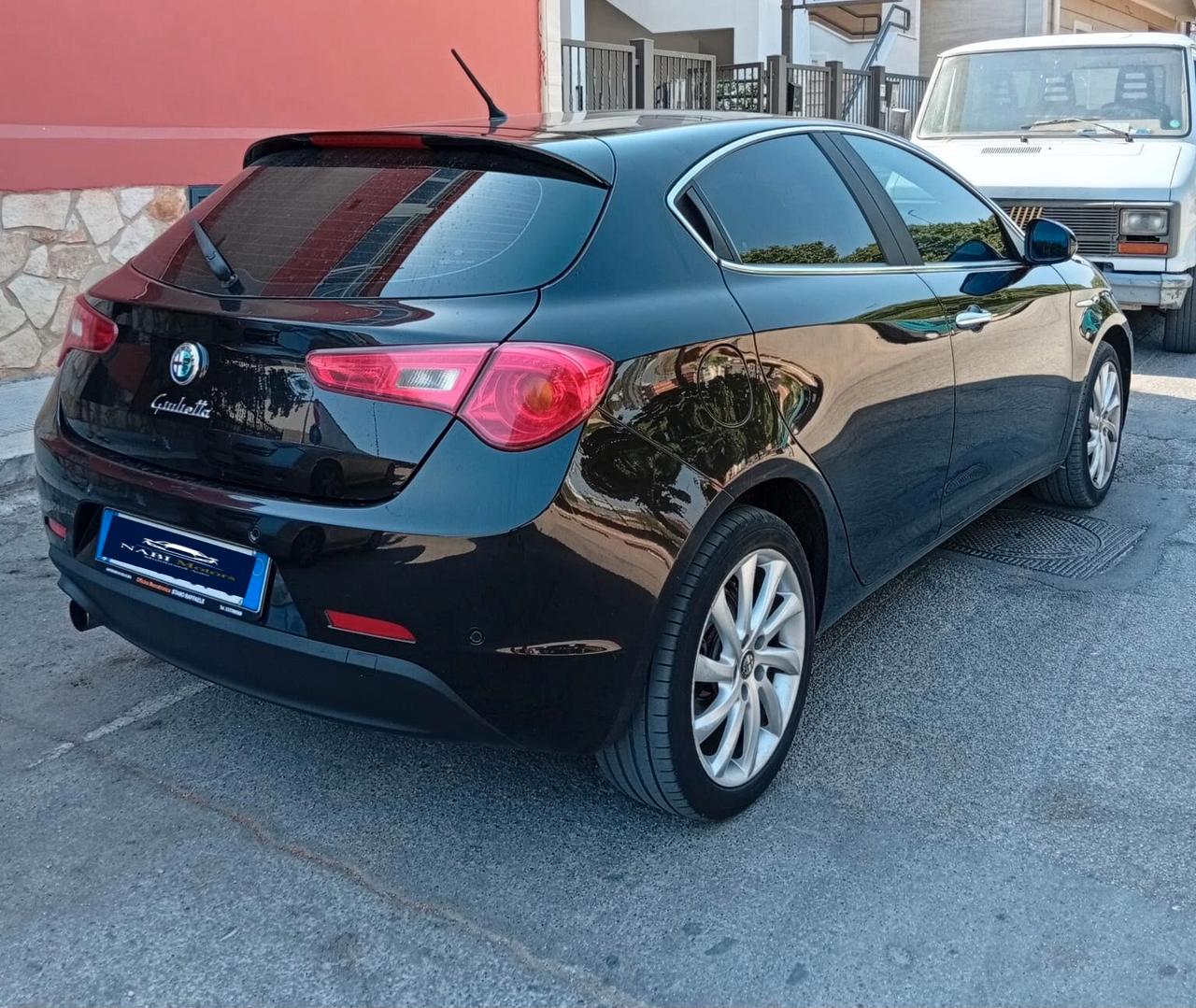 Alfa Romeo Giulietta 1.6 JTDm-2 105 CV Exclusive