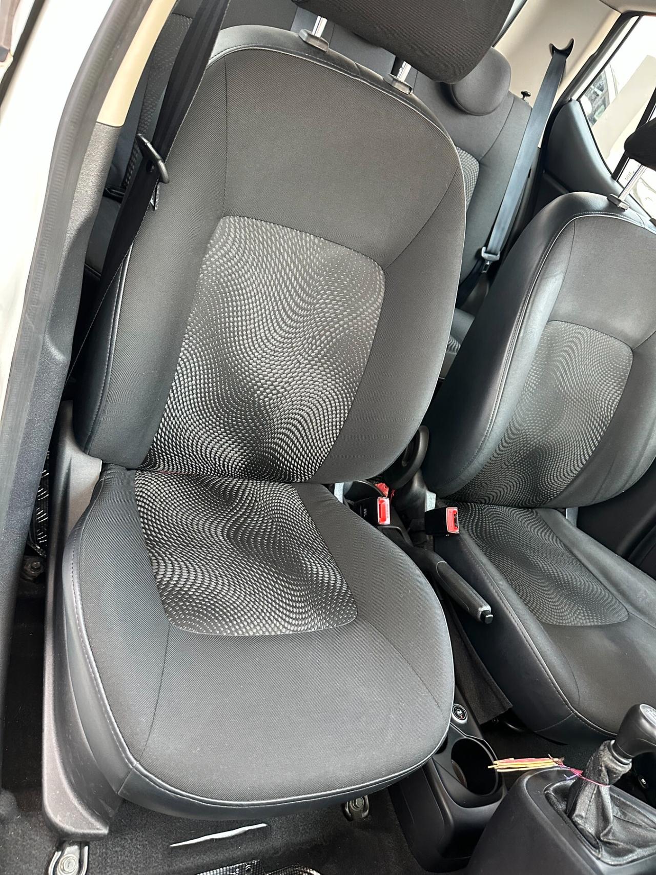 Hyundai i10 1.0 Benz/Gpl, Euro 5B, uni propri