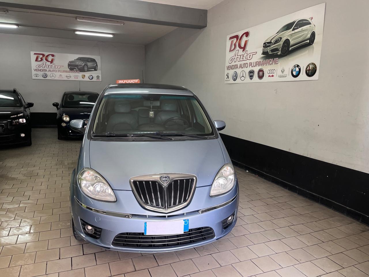 Lancia MUSA gpl platino 82000 km 2010