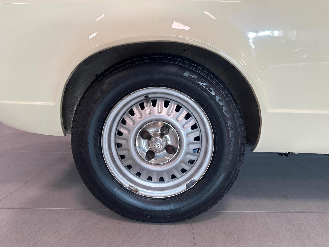 Alfa Romeo Alfetta 2.0 L