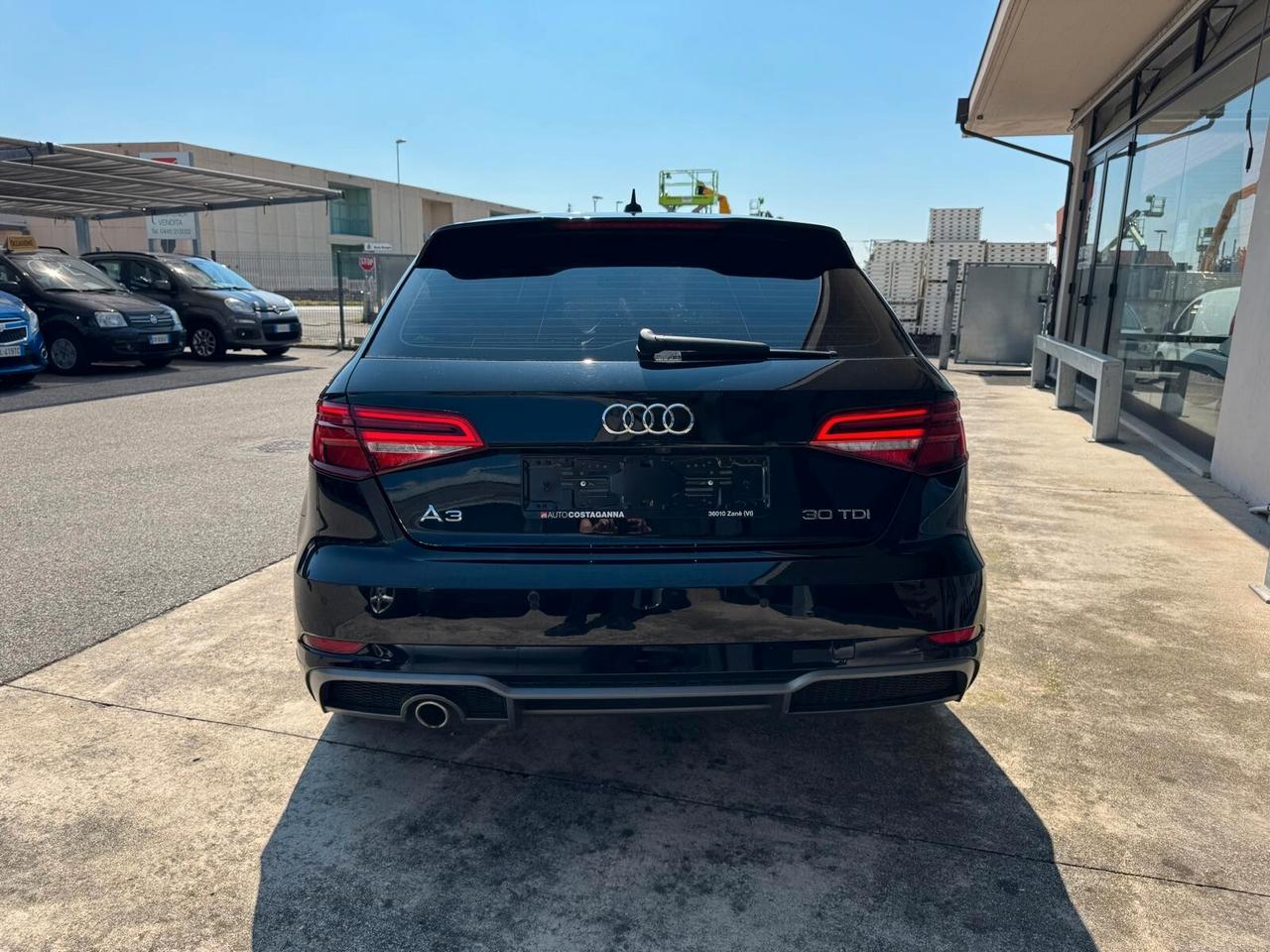 Audi A3 SPB 30 TDI S-LINE