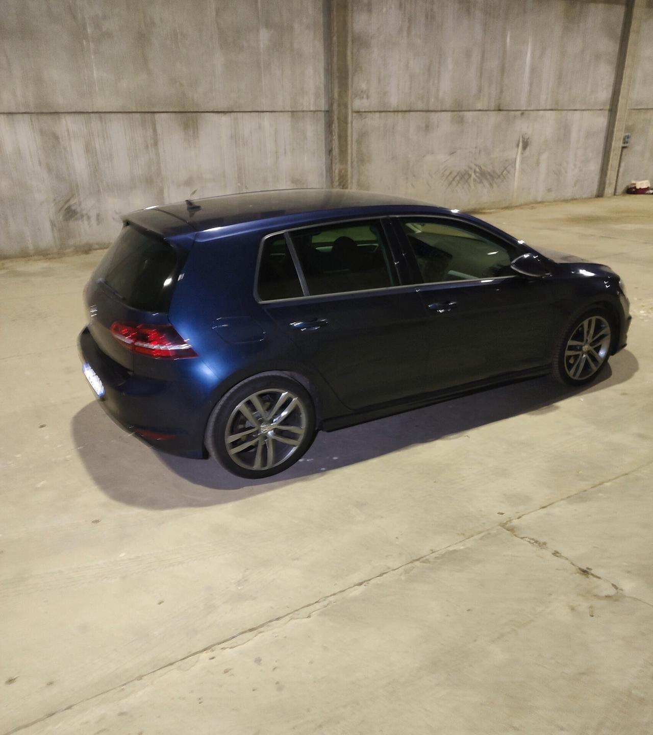 Volkswagen Golf 1.4 TSI 150 CV 5p. Highline R-Line