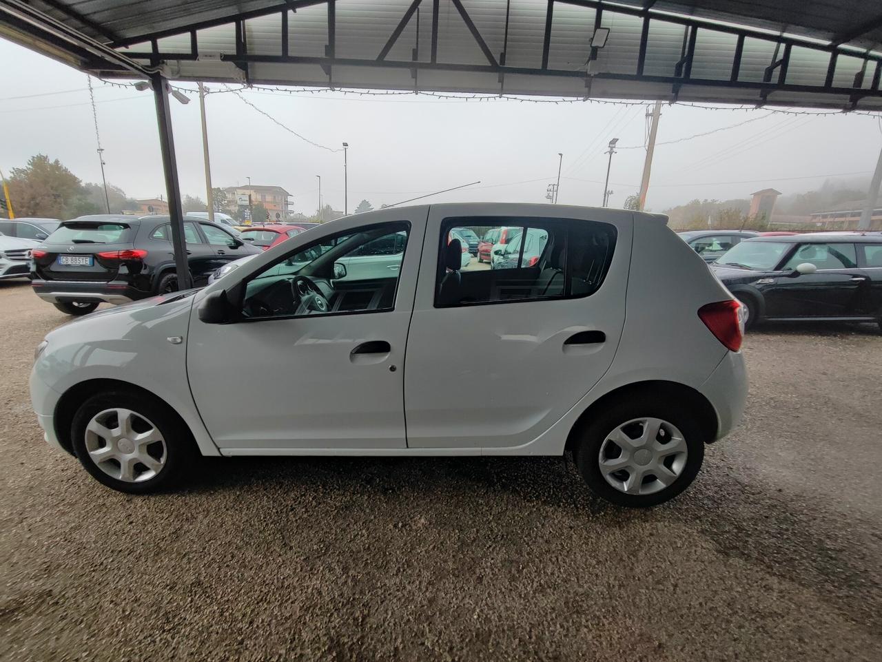 Dacia Sandero 1.2 75CV GPL