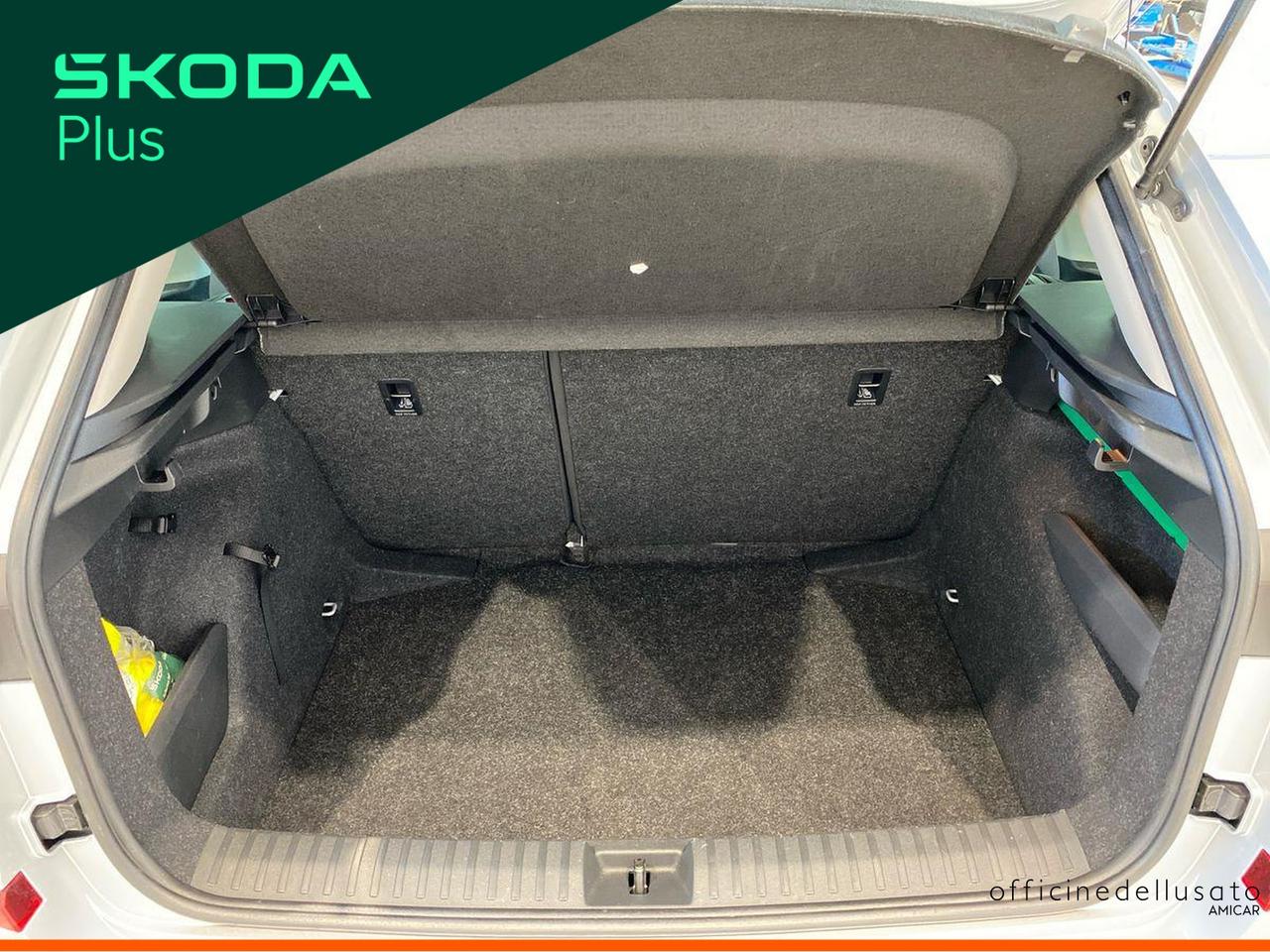 Skoda Kamiq 1.0 tsi 115cv black dots dsg