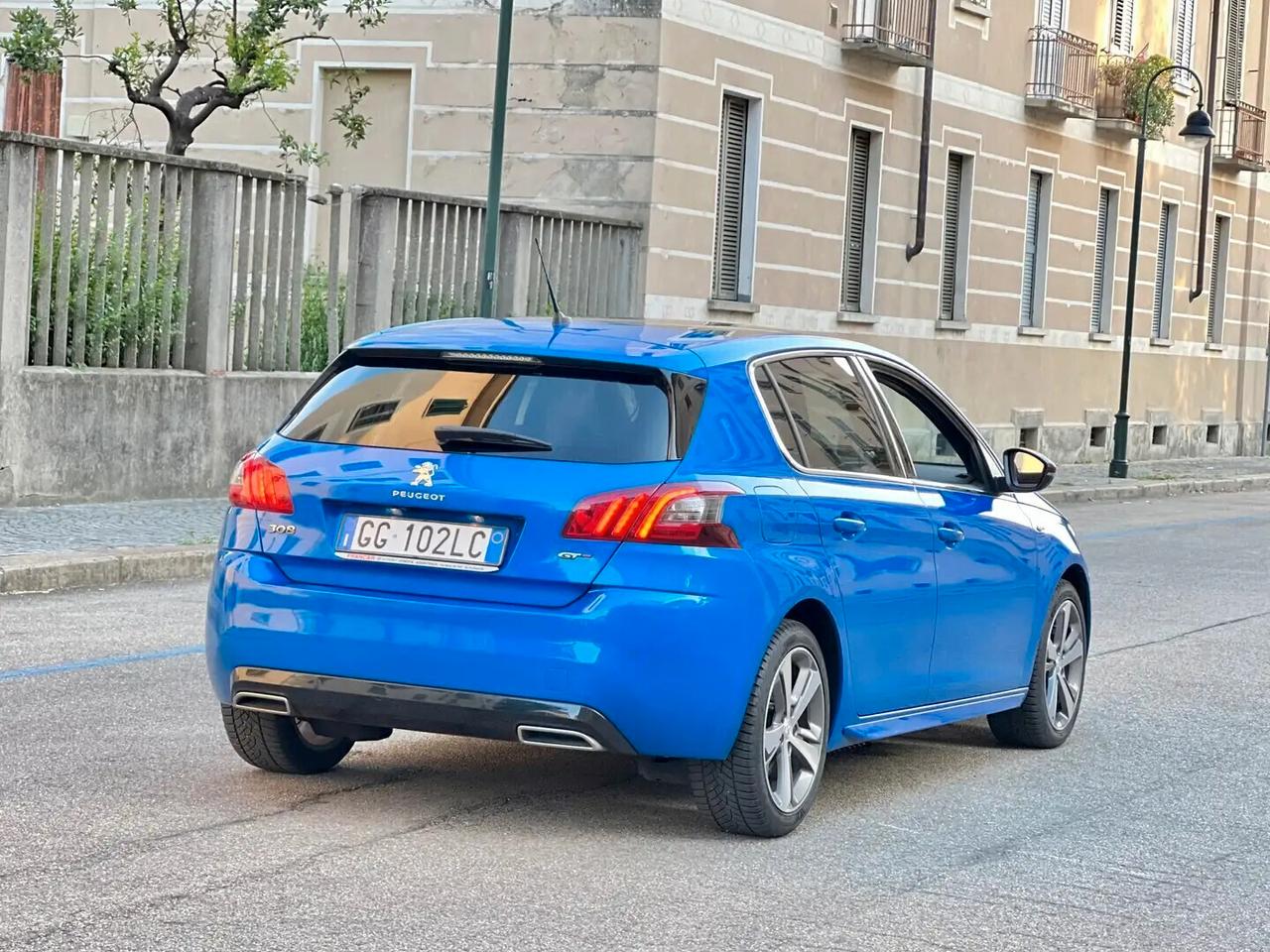 Peugeot 308 PureTech Turbo 130 S&S EAT8 GT