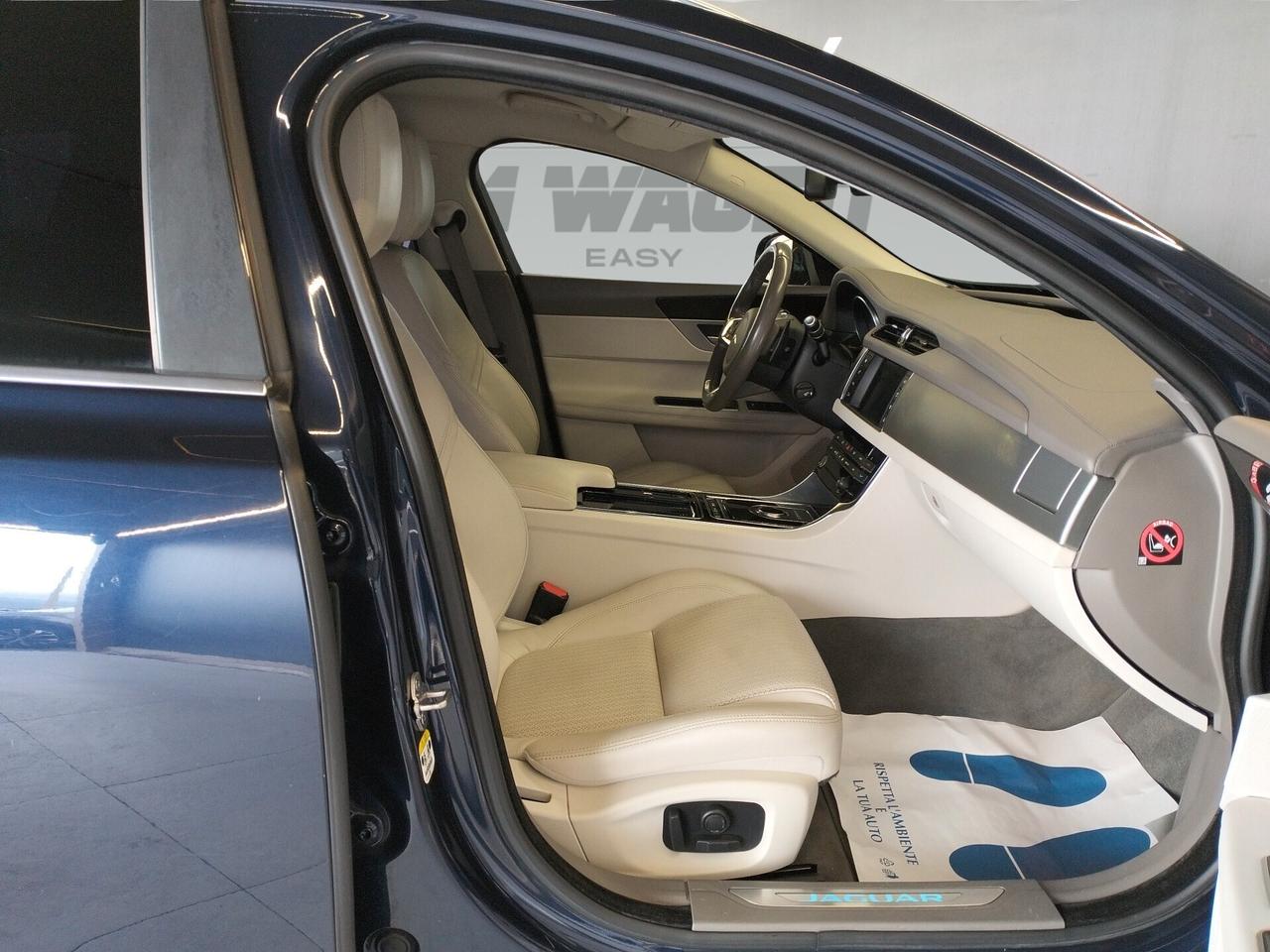 Jaguar XF Sportbrake 2.0 D 180 CV aut. Prestige - 4x4 AUTOMATICO