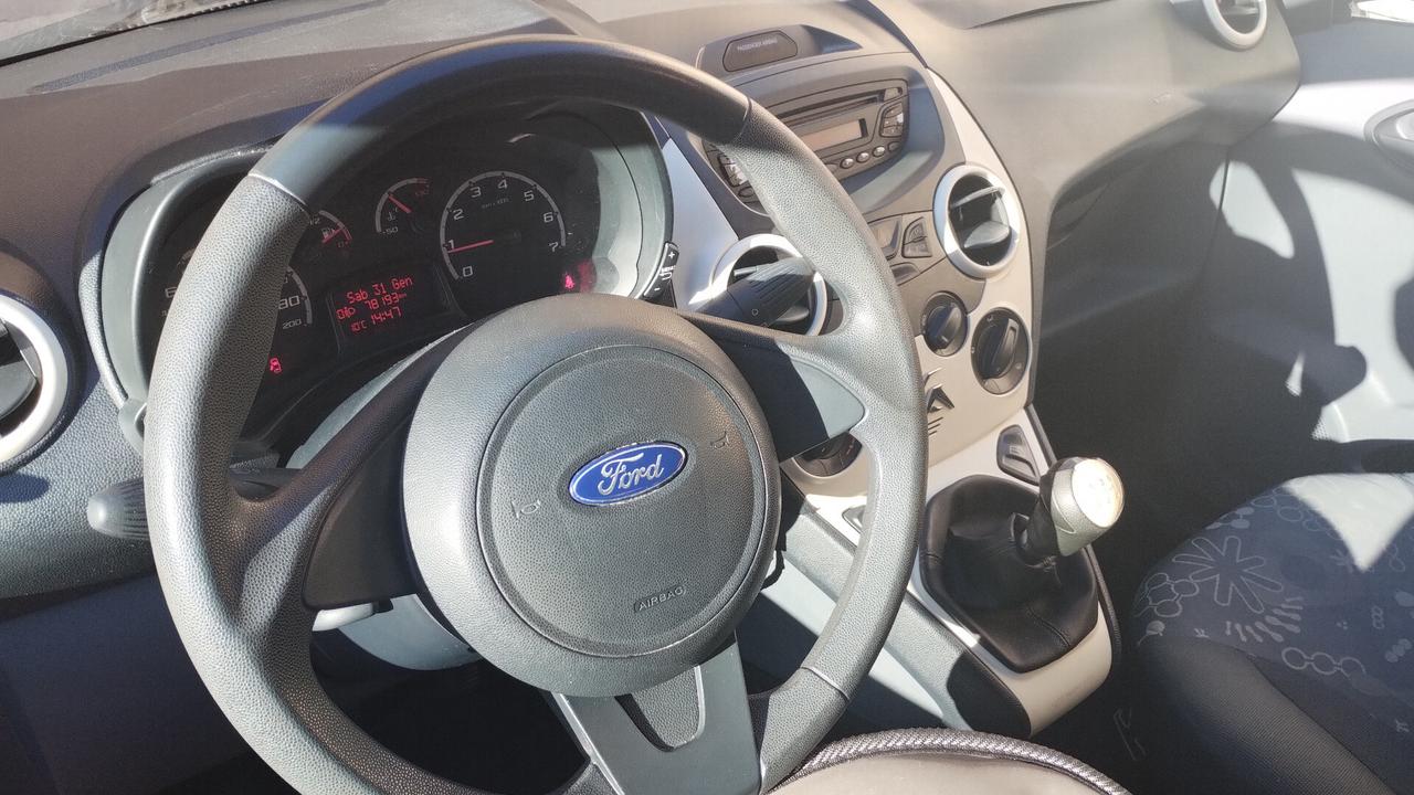 Ford Ka Ka+ 1.2 8V 69CV Titanium