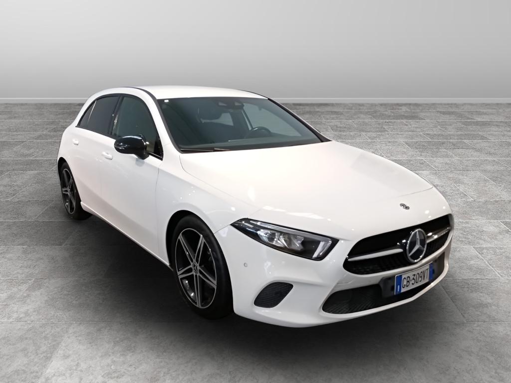 Mercedes-Benz Classe A - W177 2018 - A 180 d Sport auto