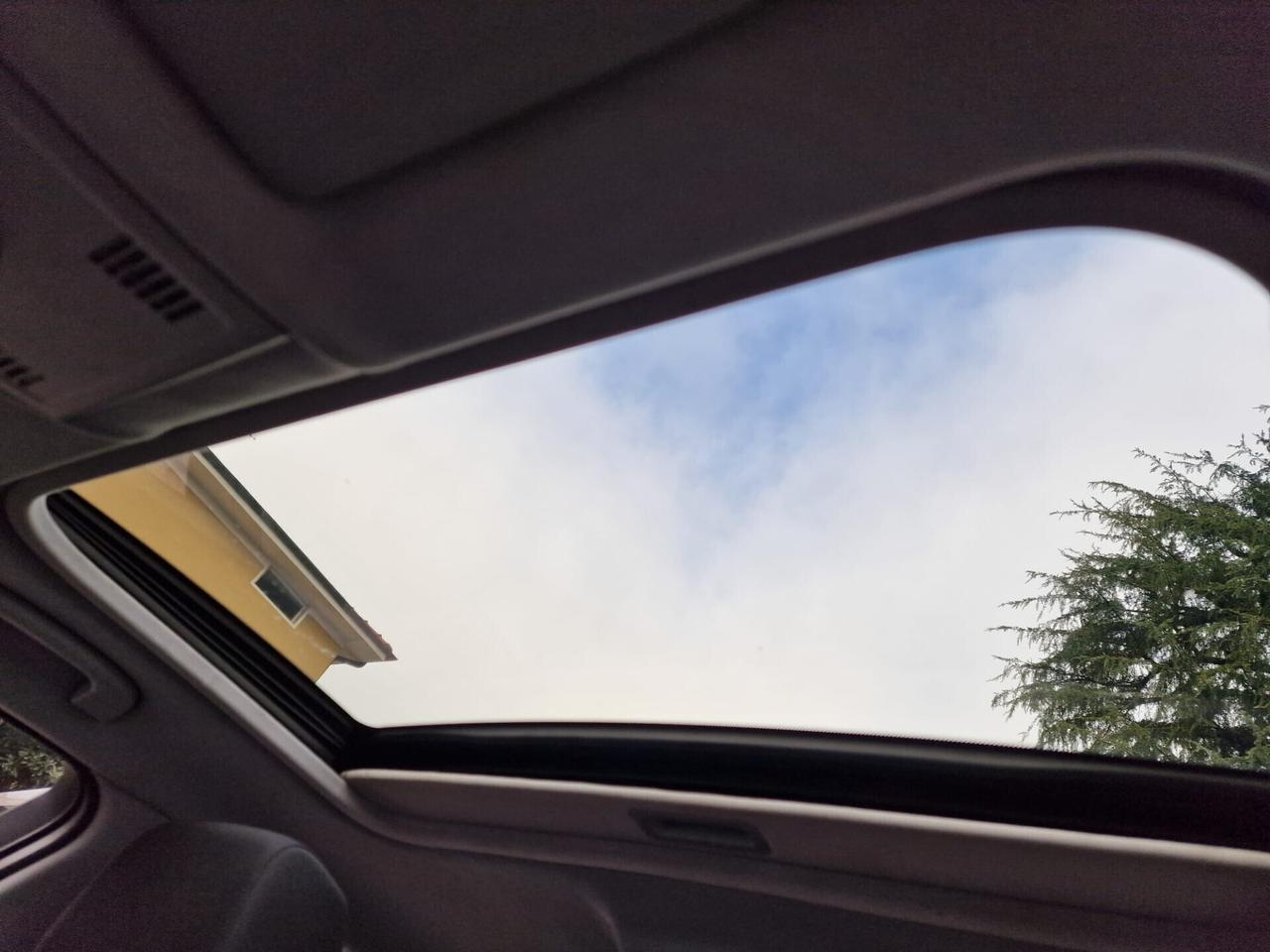 Bmw 116i cat 5 porte Futura