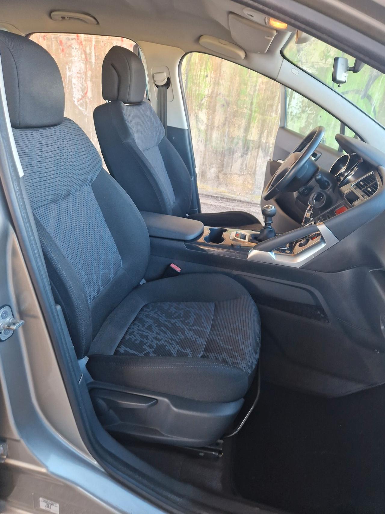 Peugeot 3008 1.6 HDi 112CV Premium