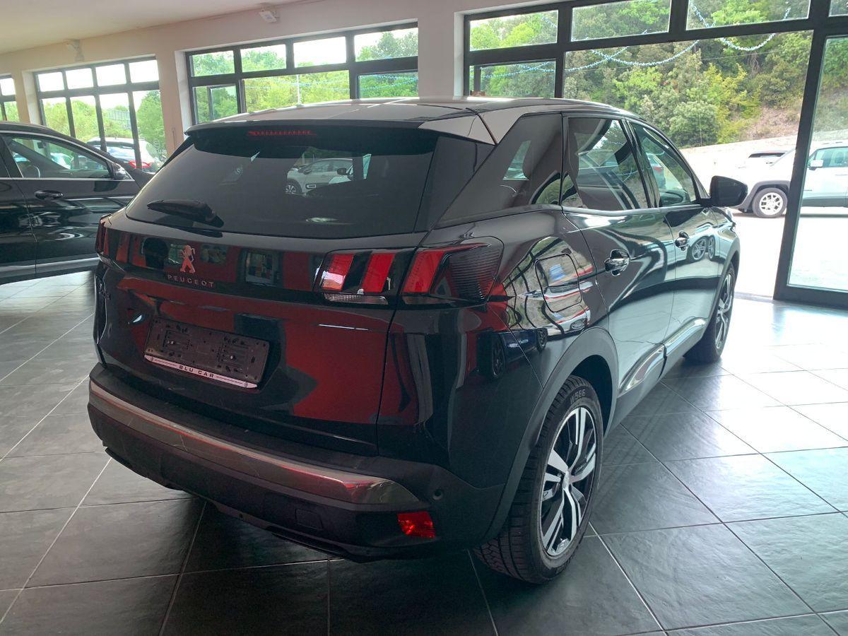 PEUGEOT - 3008 - BlueHDi 130 EAT8 S&S Allure