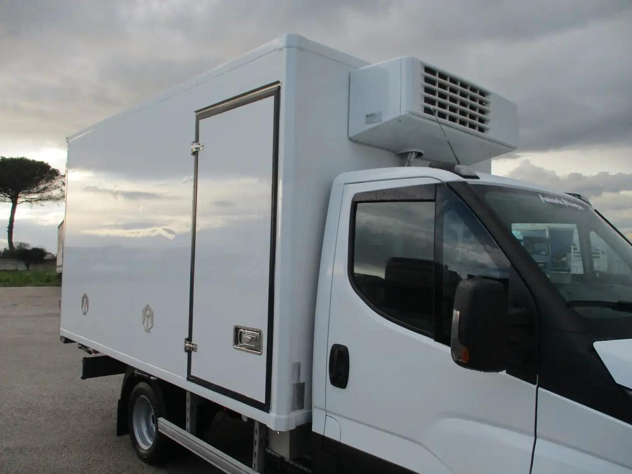 Iveco Daily 35C15 3000150CV E6 FRIGO 7 PEDANE FRCX 05/26 -20