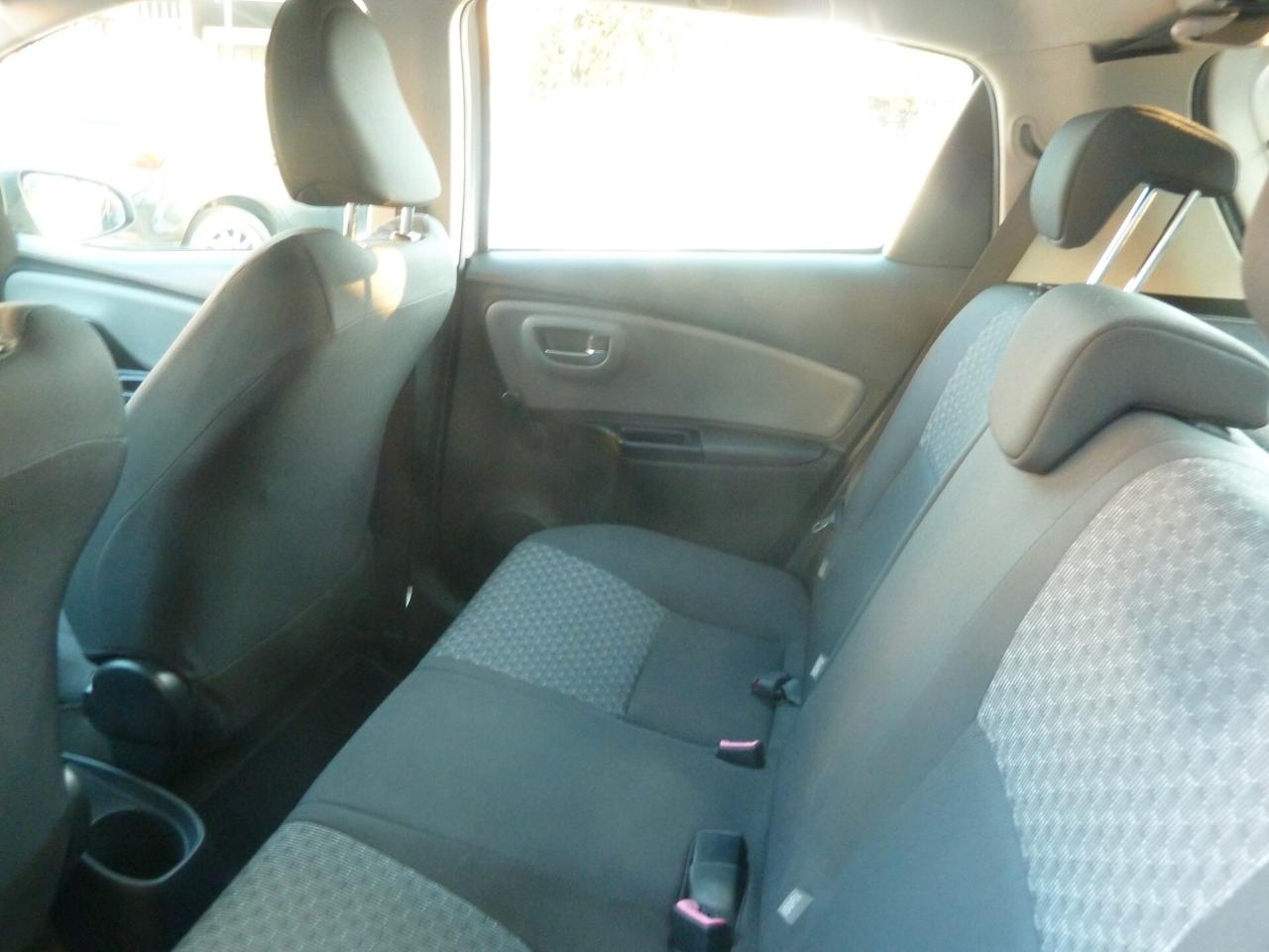 Toyota Yaris 1.0 5 p. OK Neopatentati