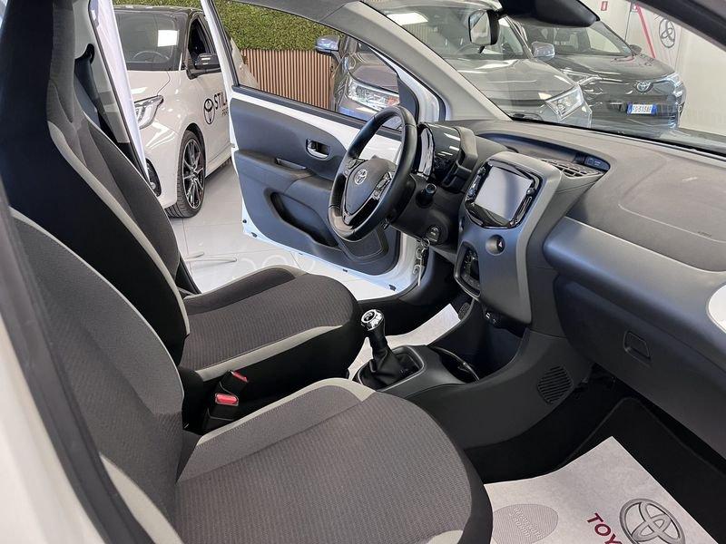 Toyota Aygo Connect 1.0 VVT-i 72 CV 5 porte x-fun