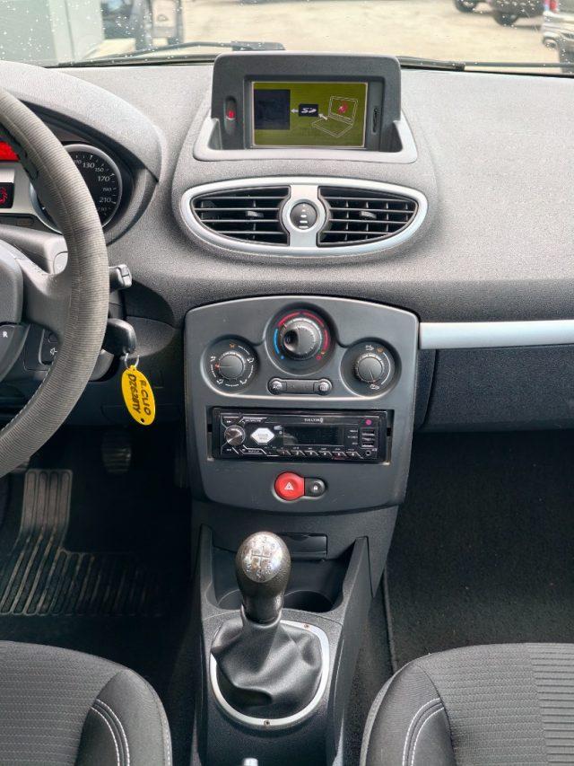 RENAULT Clio 1.2 16V 5 porte Luxe