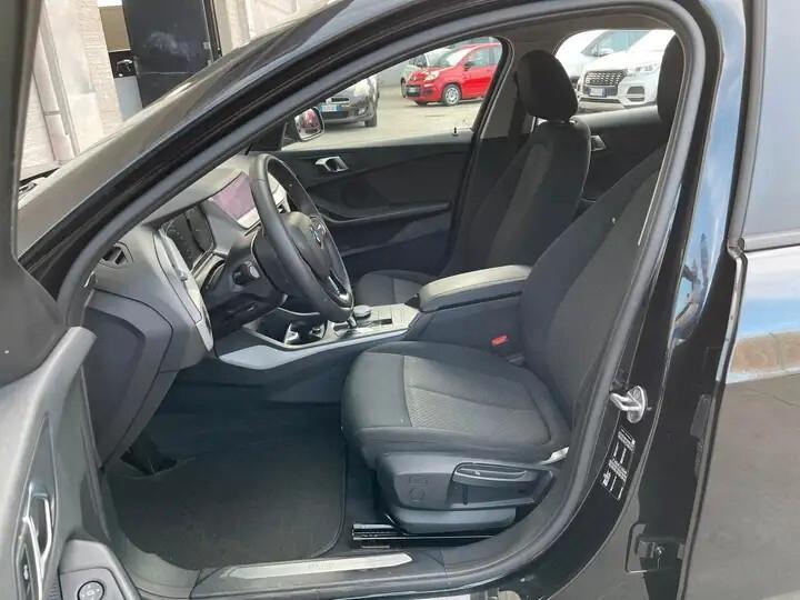 Bmw 118d 5p. Business Advantage