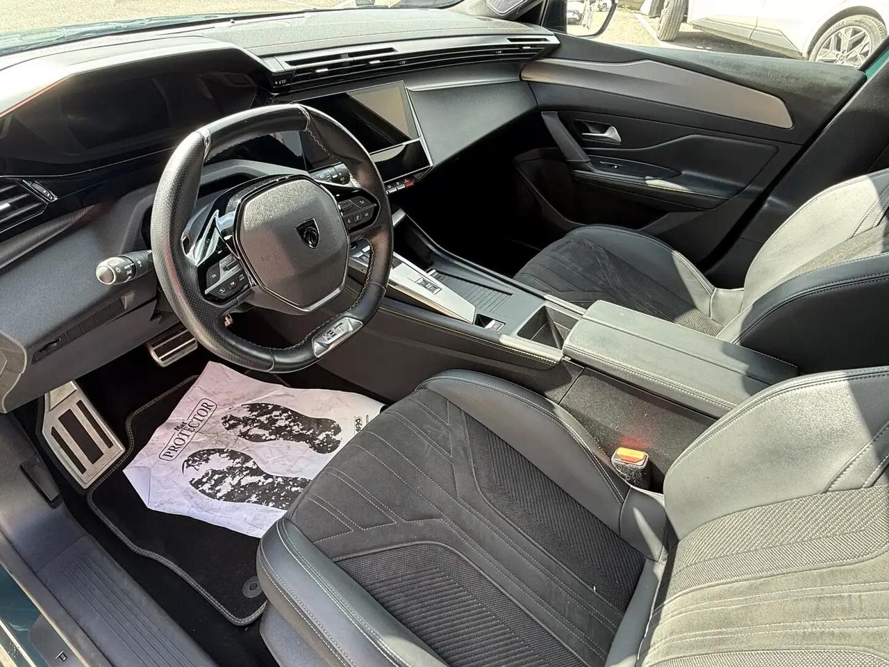 Peugeot 308 BlueHDi 130 S&S EAT8 GT