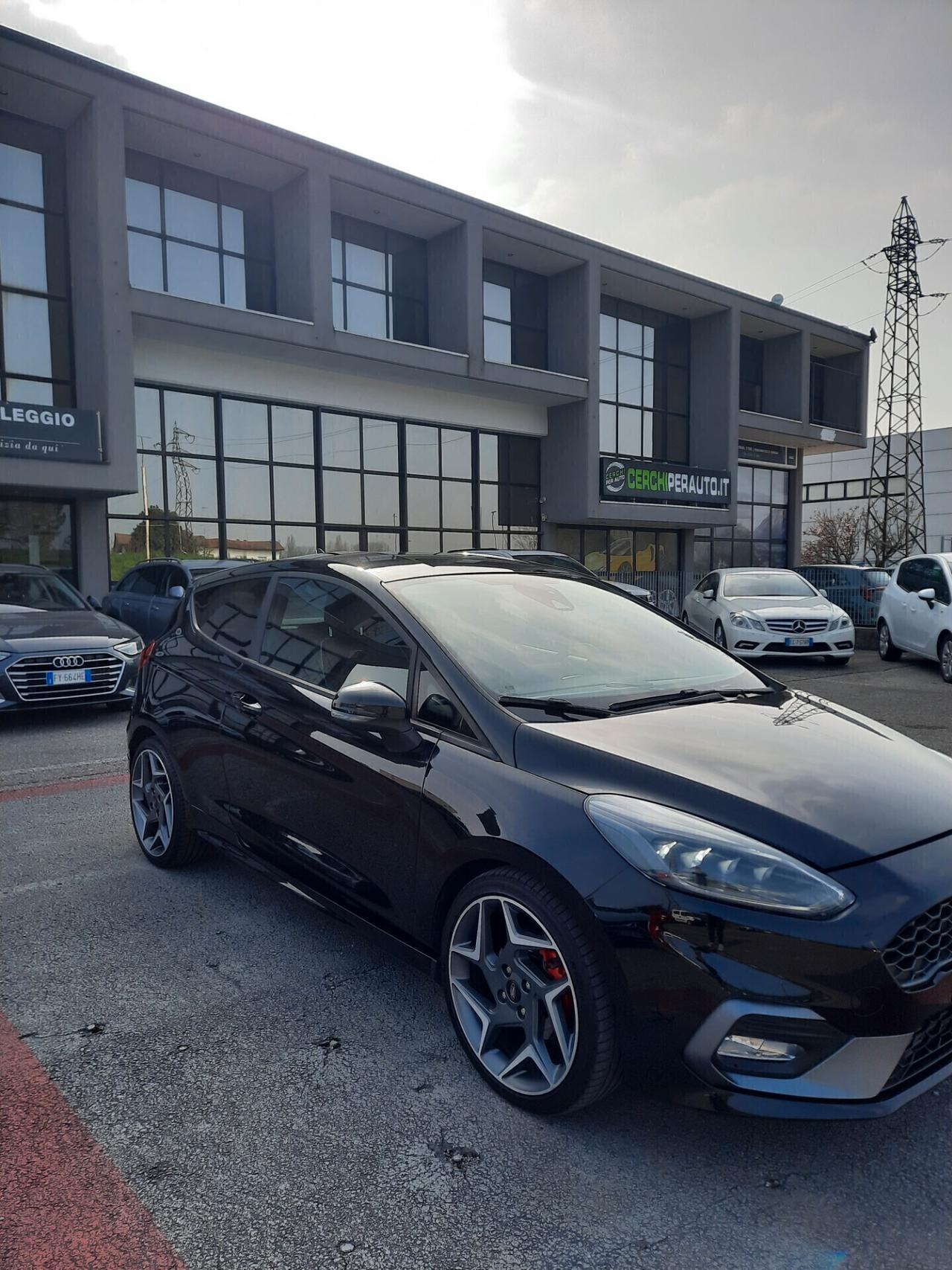 Ford Fiesta ST 200