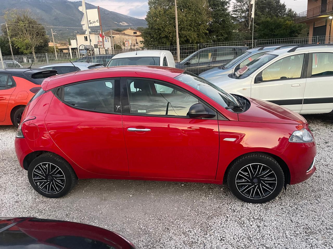 Lancia Ypsilon 1.3 MJT 5 PORTE DIESEL