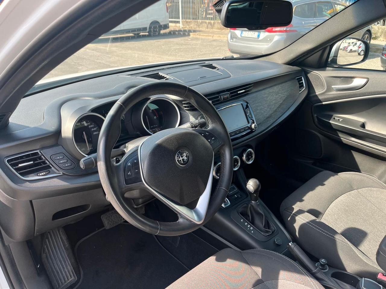 Alfa Romeo Giulietta 1.6 JTDm TCT 120 CV