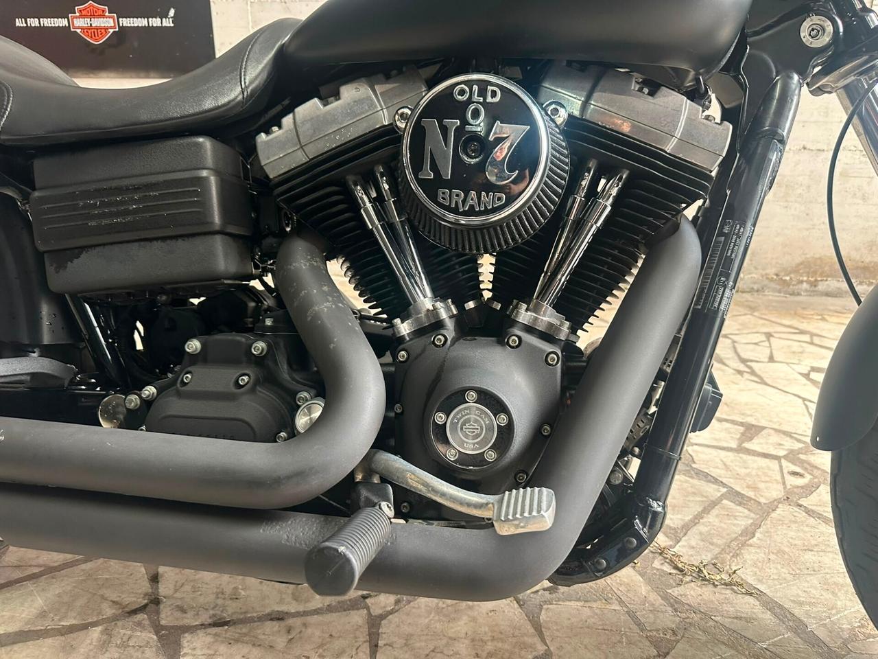 Harley-davidson FXDB Dyna Street Bob