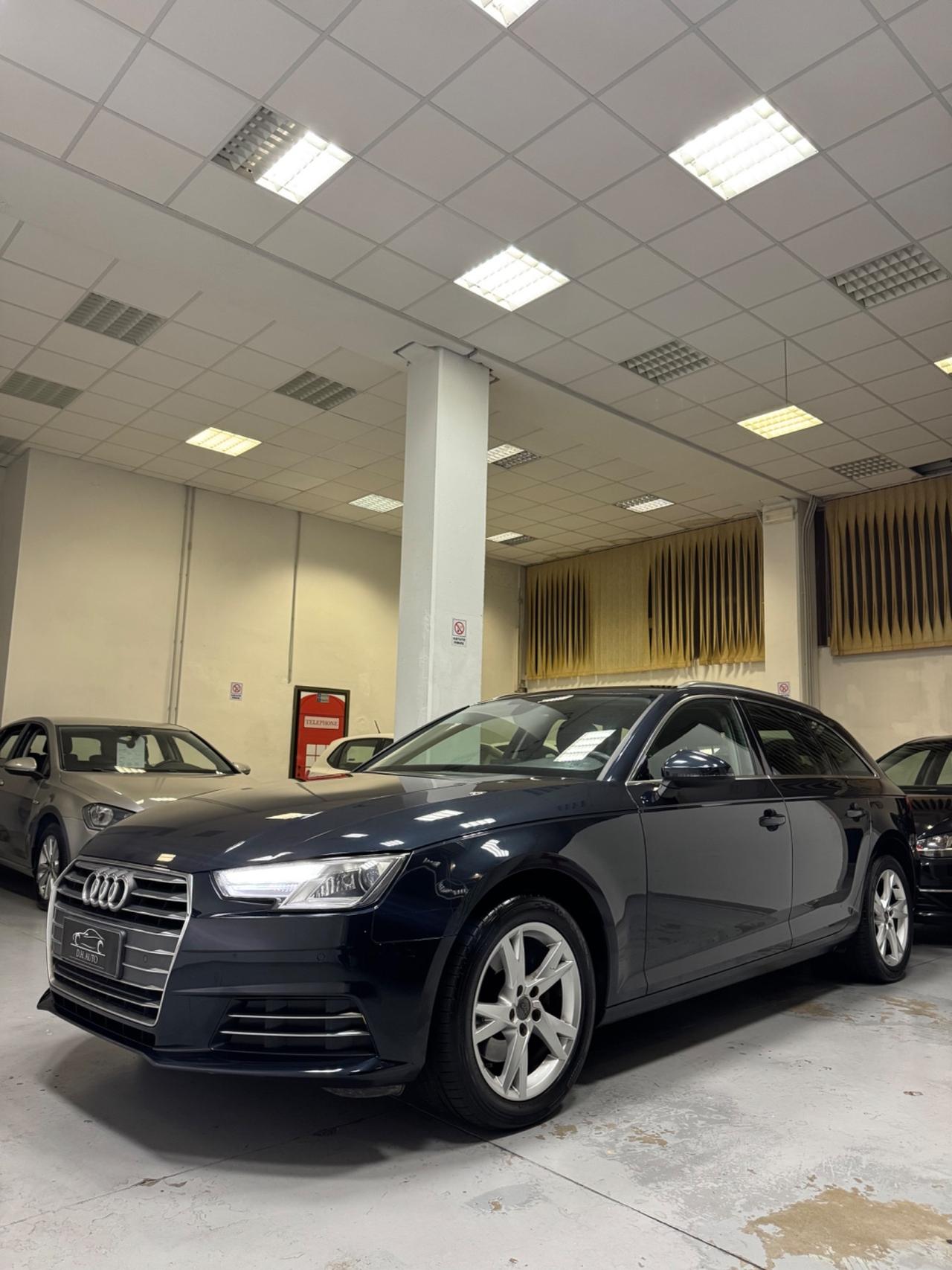 Audi A4 2.0 TDI 122 CV S tronic line edition