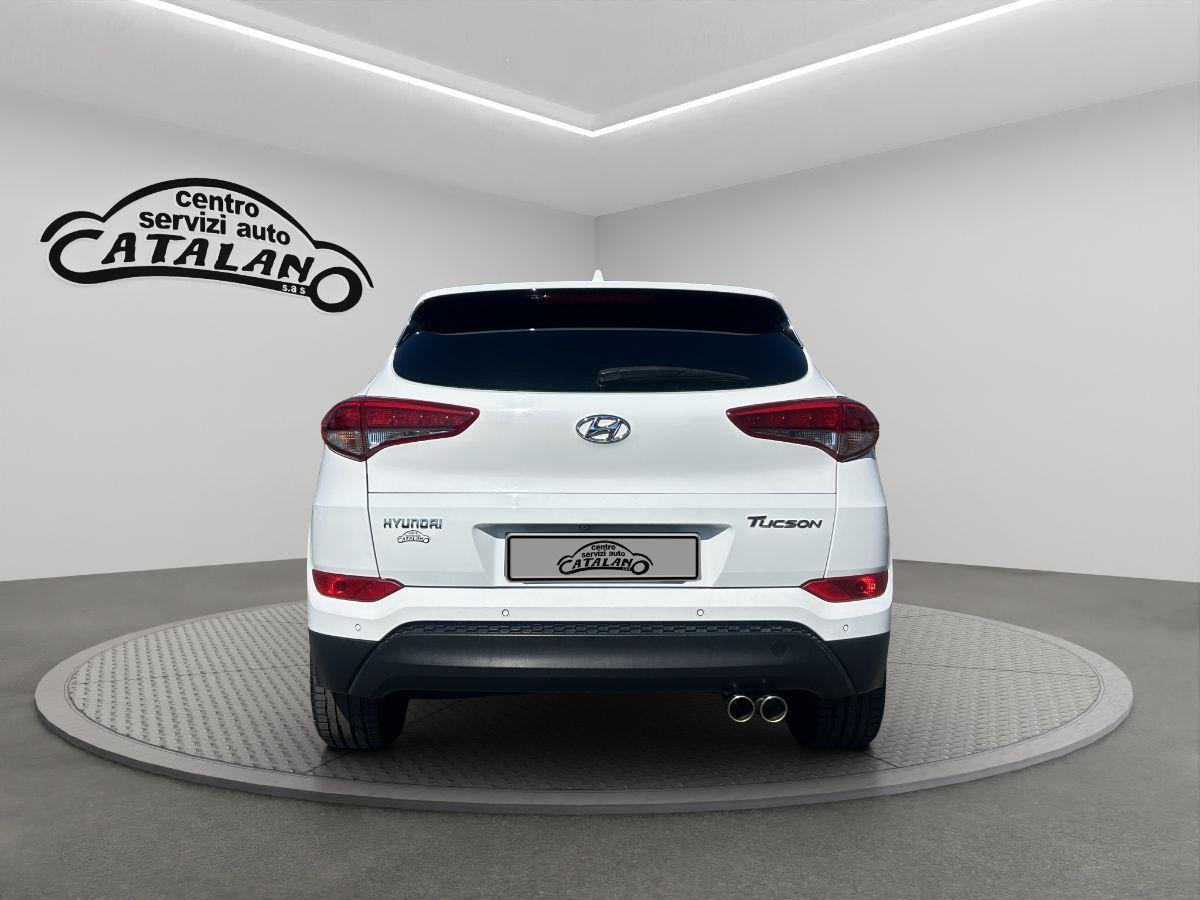 HYUNDAI - Tucson - 1.7 CRDi 115 CV XPossible TELECAMERA NAVI