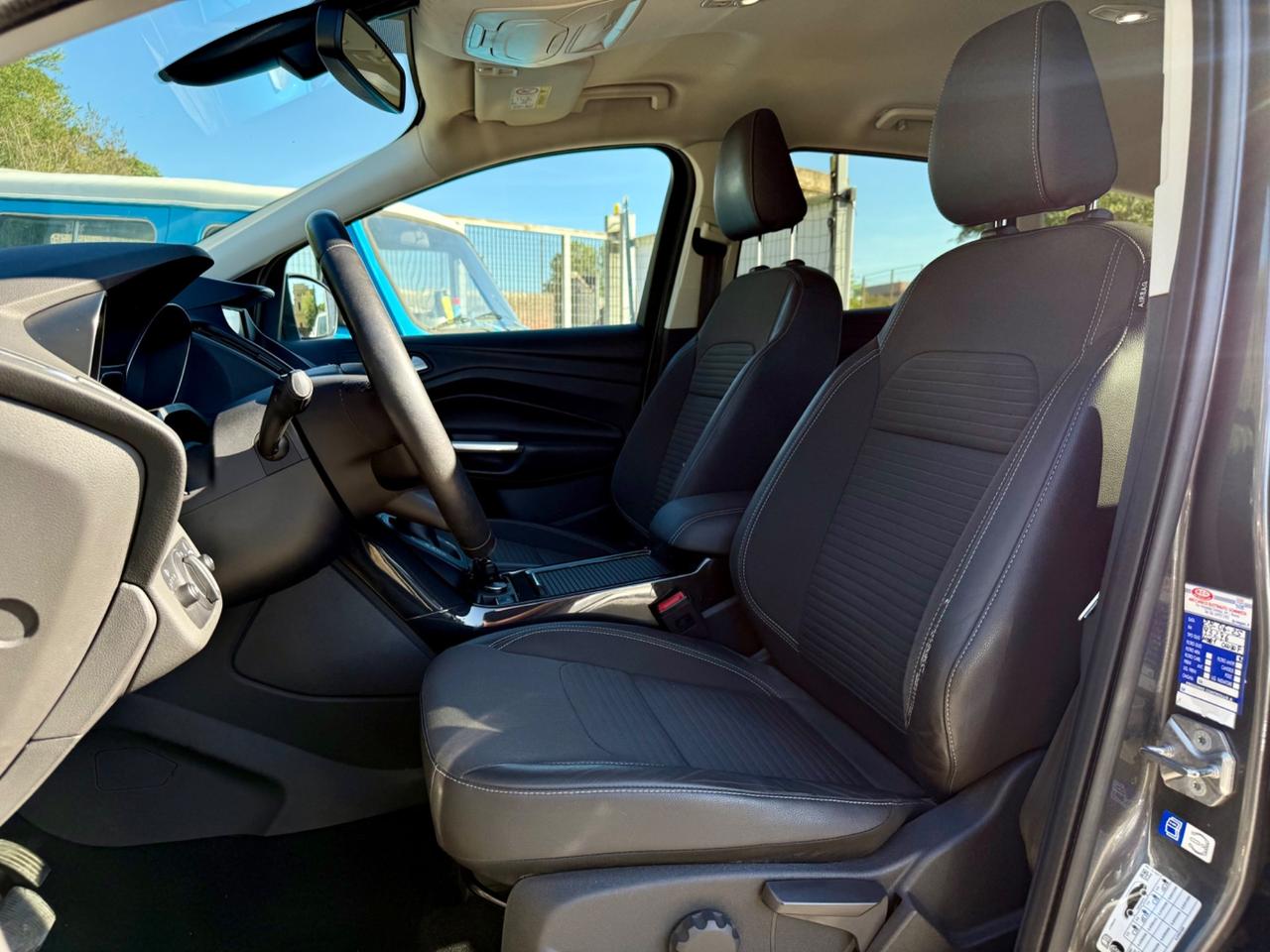 Ford Kuga 1.5 TDCI 120 CV S&S 2WD Powershift Edition