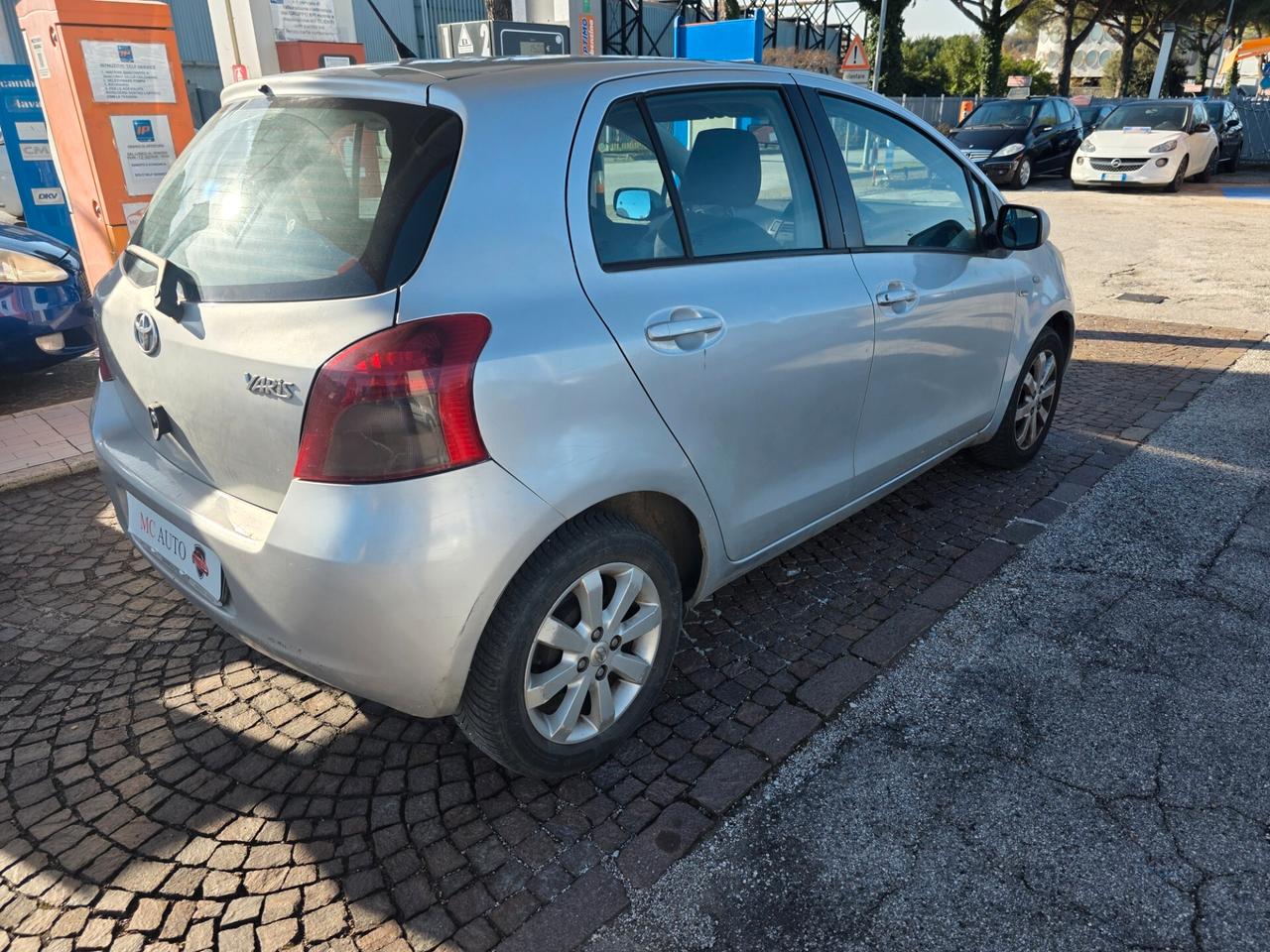 Toyota Yaris 1.4 D-4D 5porte con 254.000km Neopatentati ok