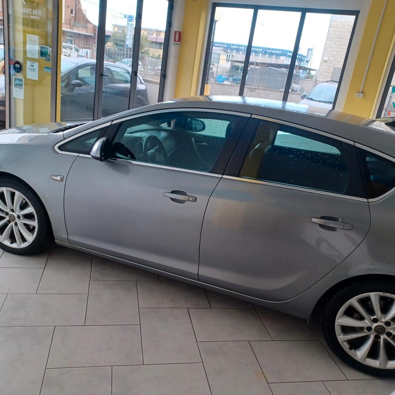 ECONOMICA OPEL ASTRA 1.7 TDI