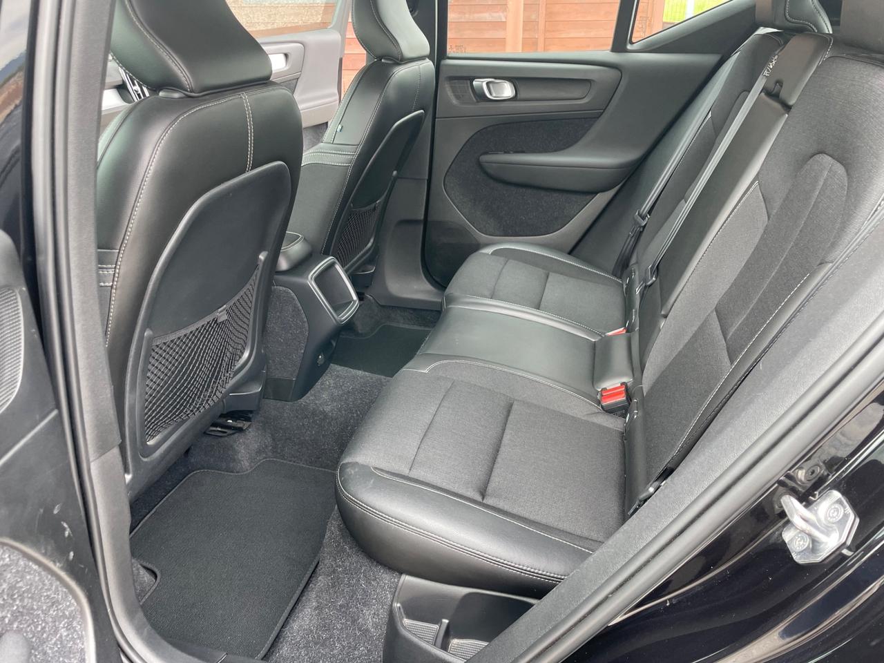 Volvo XC40 D4 AWD Geartronic Business Plus