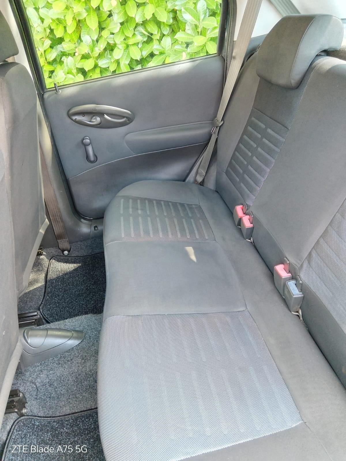 Fiat Punto 1.2 Benzina Neopatentati