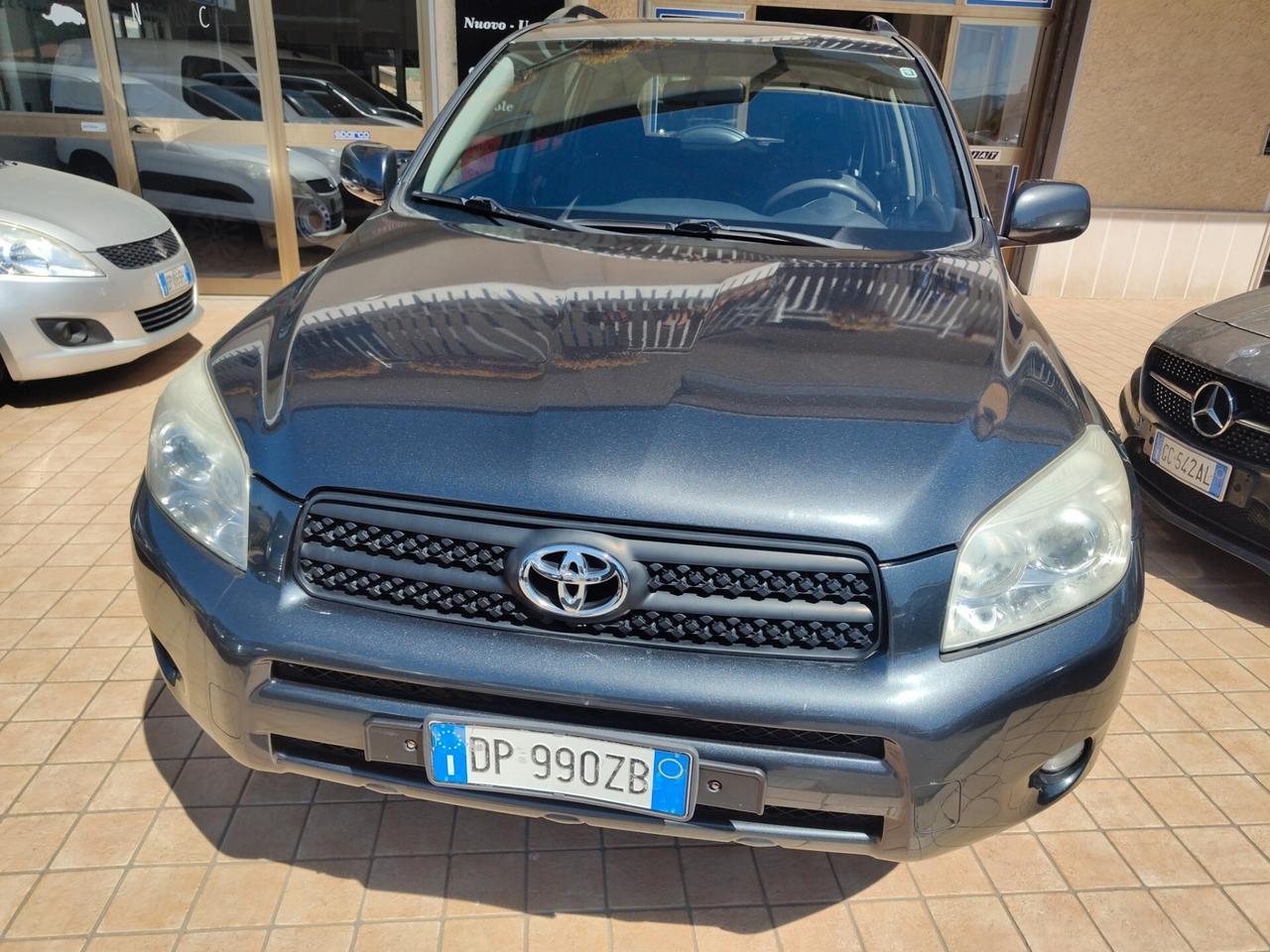 Toyota RAV 4 RAV4 2.2 D-4D 136 CV Sol