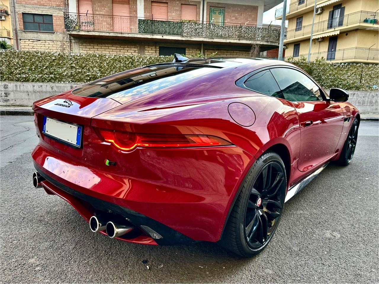 Jaguar F-Type R 550cv V8 UNica