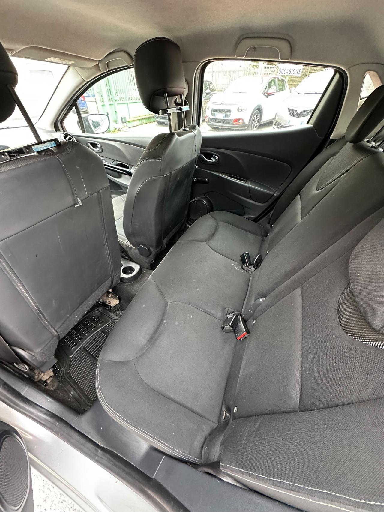 Renault Clio 1.2 16V 5 porte GPL Yahoo!