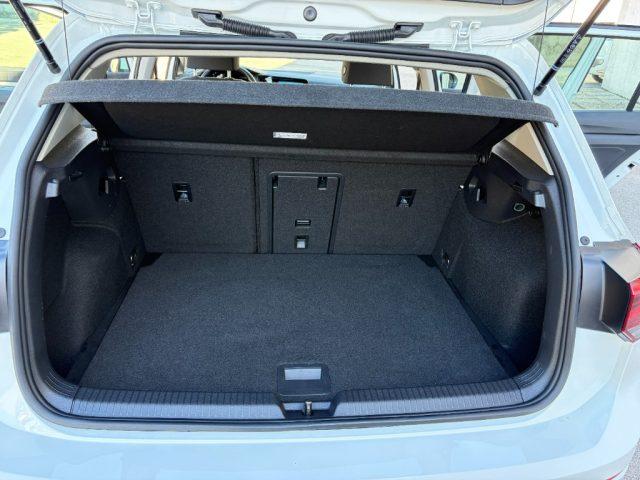 VOLKSWAGEN Golf 1.5 TGI Life