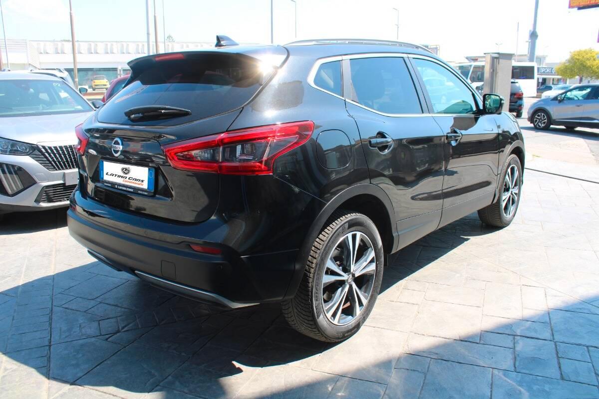 Nissan Qashqai 1.5 dci N-Connecta 115cv AUTO con TETTO PANORAMICO