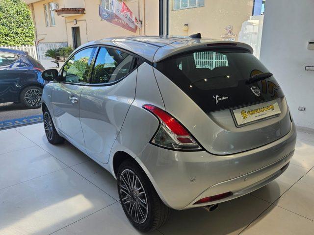 LANCIA Ypsilon 1.0 FireFly 5 porte S&S Hybrid Ecochic Gold ?149,0