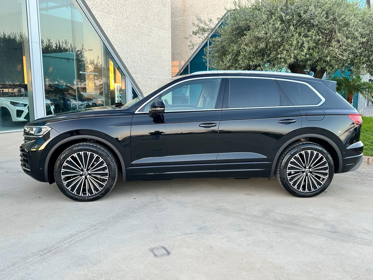 Volkswagen Touareg V6 tsi Elegance possibilità noleggio no scoring