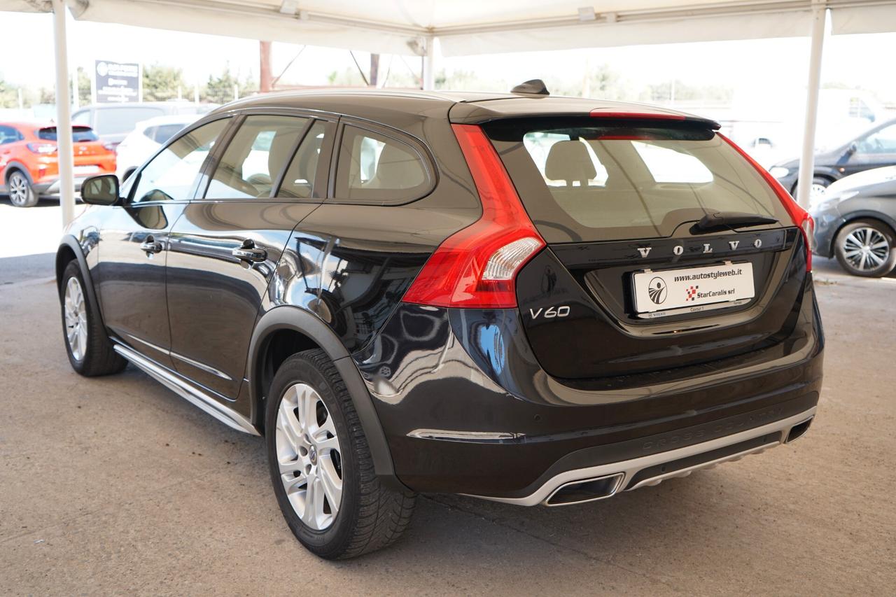 Volvo V60 Cross Country D3 Geartronic Business