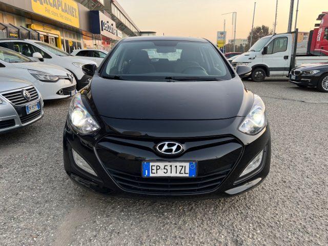 HYUNDAI i30 1.6 CRDi AUTOMATICA