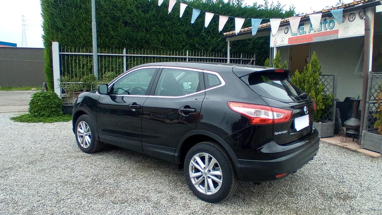 Nissan Qashqai 1.2 DIG-T Business