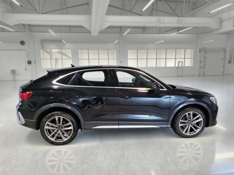 AUDI Q3 SPORTBACK 35 TDI quattro S tronic Quattro Edition