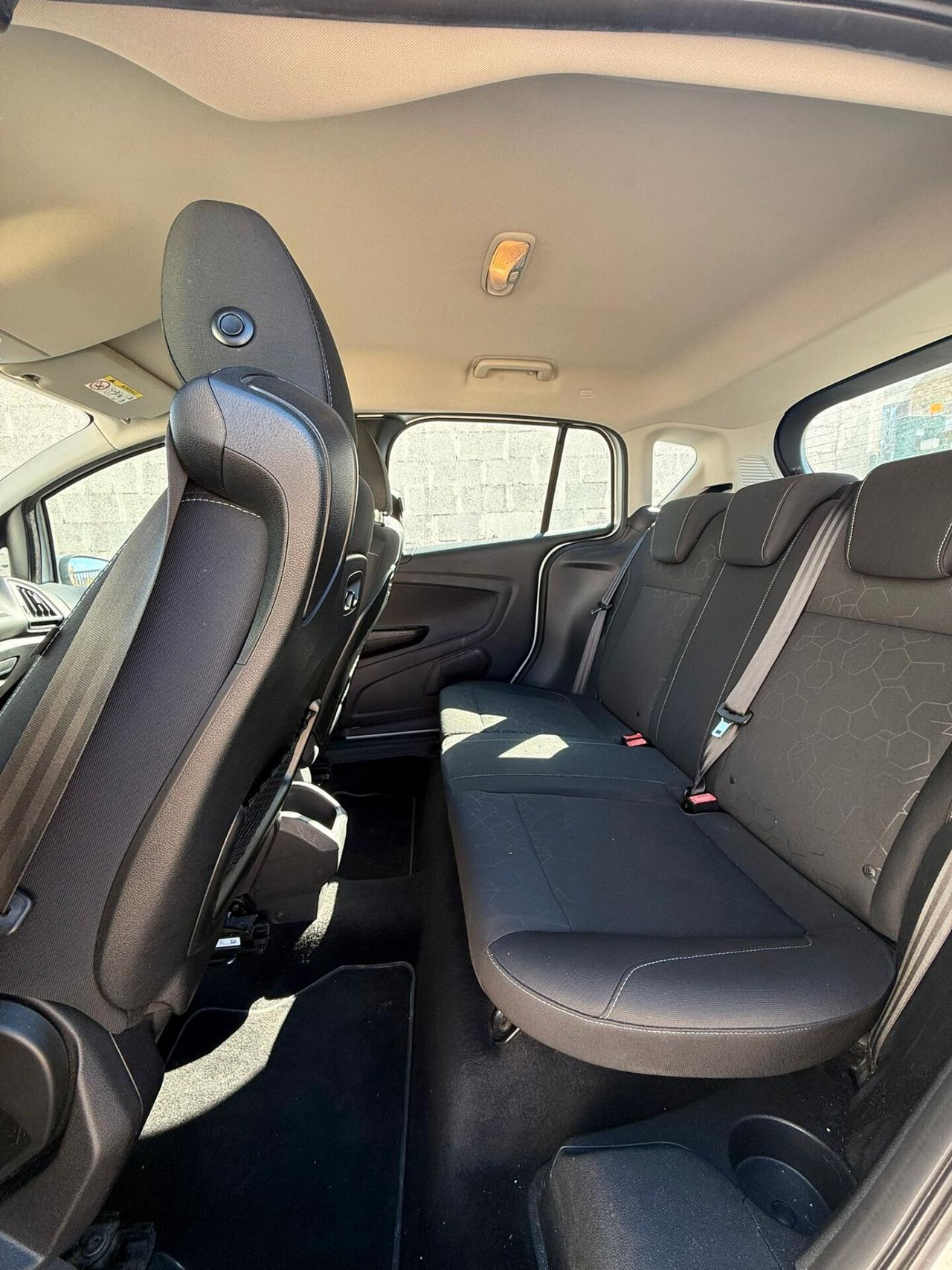 Ford B-Max 1.5 TDCi 75 CV Business Titanium