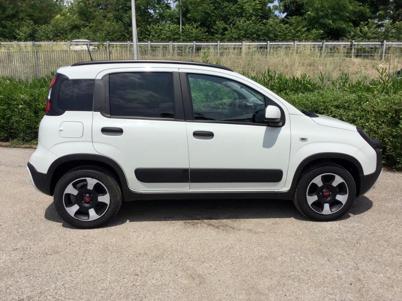 Fiat Panda Cross 1.0 FireFly 70Cv Hybrid 5 Posti