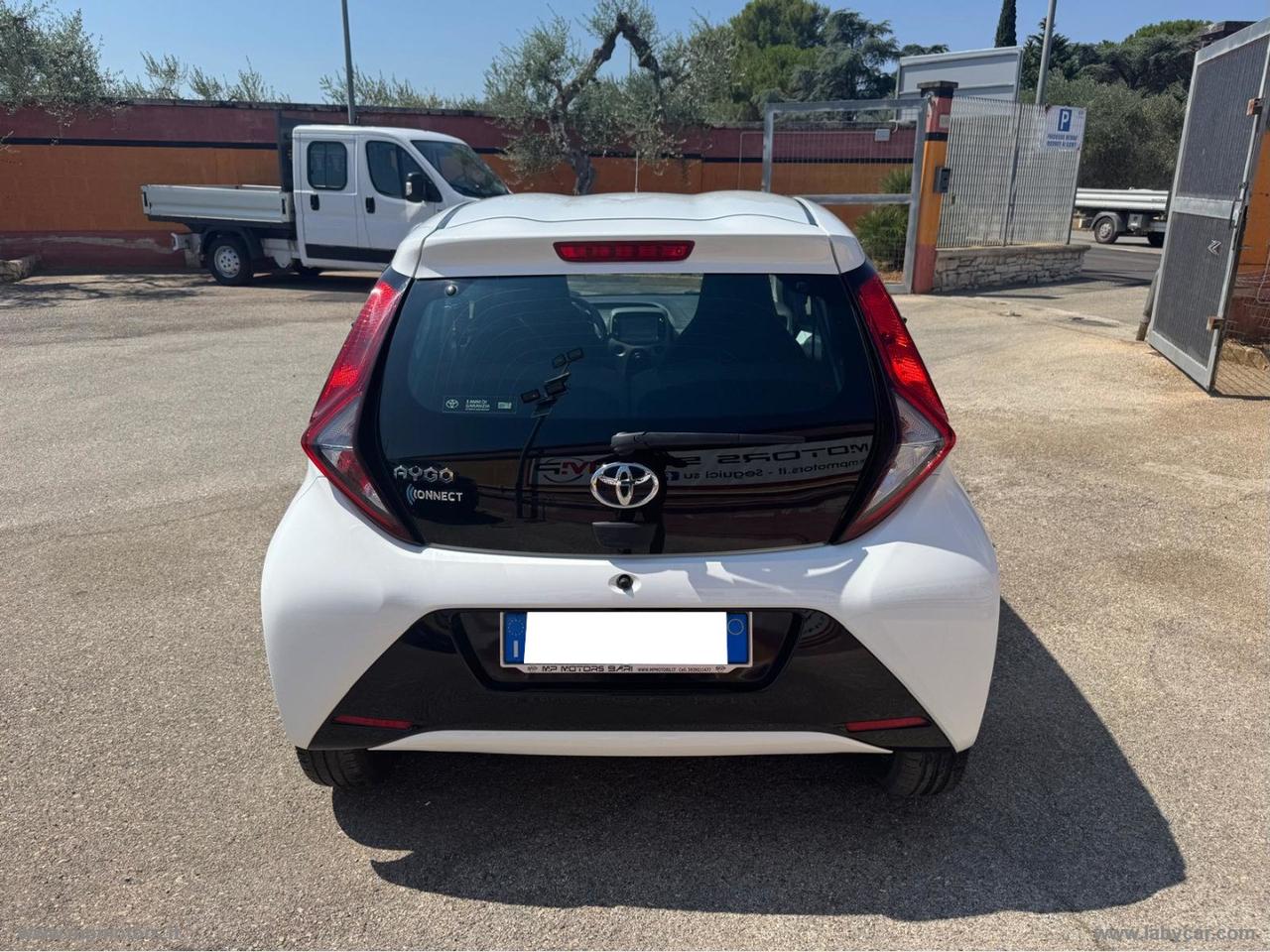 TOYOTA AYGO CONNECT 5P. AUTOMATICA 1.0 72CV